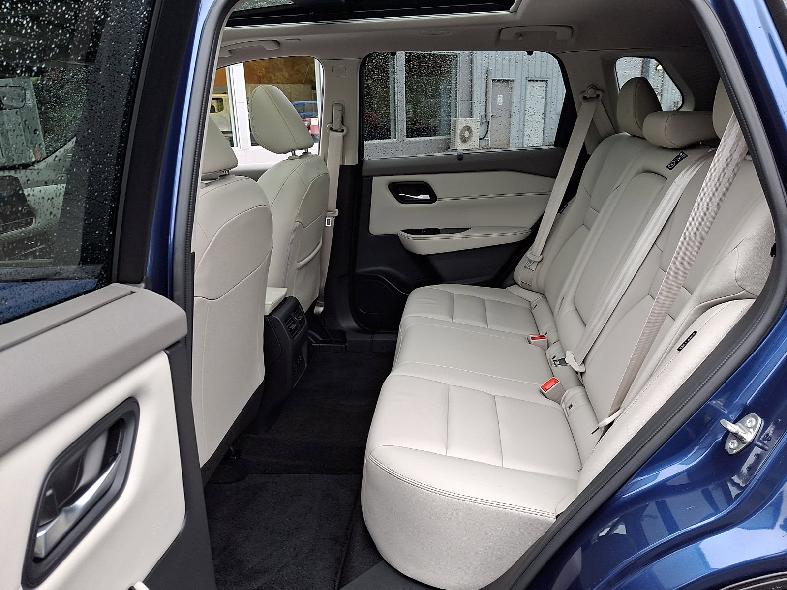 Certified 2023 Nissan Rogue SL w/ SL Premium Package image 11