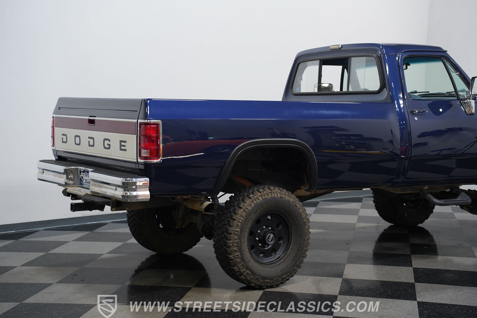 Used 1988 Dodge D/W Truck 250 AWD/4WD image 26