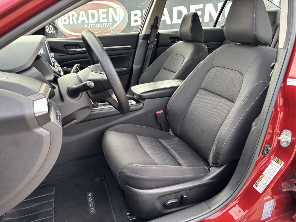 Used 2023 Nissan Altima 2.5 SV image 22