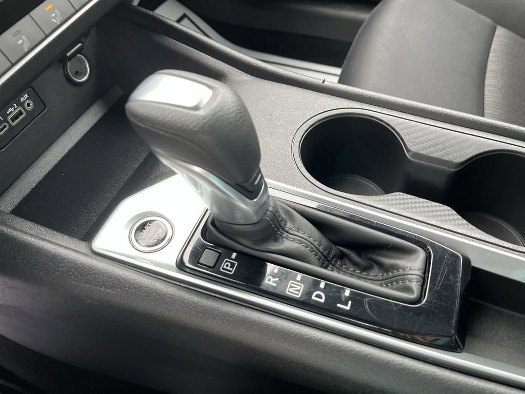 Used 2025 Nissan Altima 2.5 SV FWD image 19