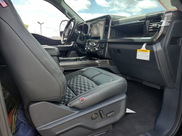 New 2026 Ford F250 Lariat w/ Black Appearance Package AWD/4WD image 17