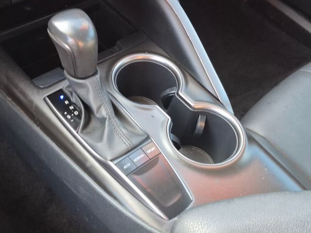 Used 2023 Toyota Camry SE image 12