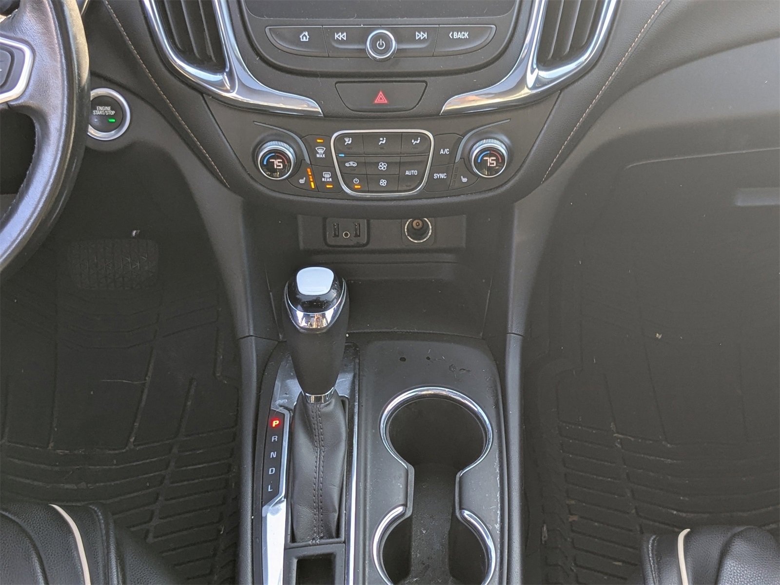 Used 2018 Chevrolet Equinox LT w/ Sun & Infotainment Package image 25