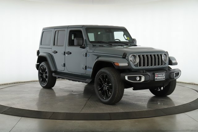 Used 2025 Jeep Wrangler Unlimited Sahara image 2