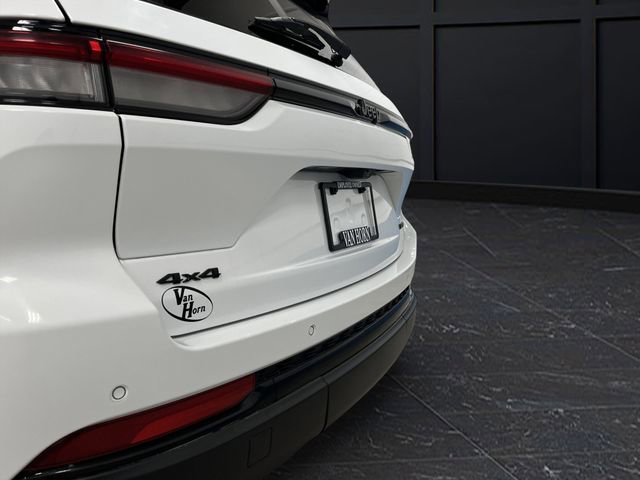 Used 2023 Jeep Grand Cherokee Limited w/ Luxury Tech Group II image 35