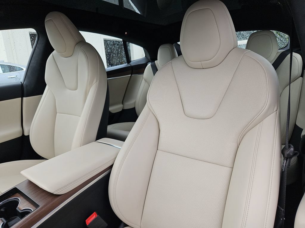Used 2022 Tesla Model S AWD/4WD image 21