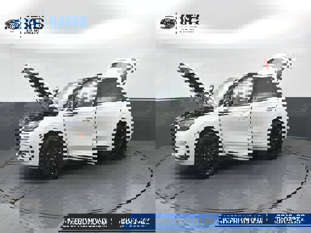 New 2026 Lincoln Corsair Premiere image 57