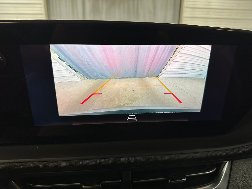 Certified 2024 Buick Envista Preferred w/ Convenience I Package image 11