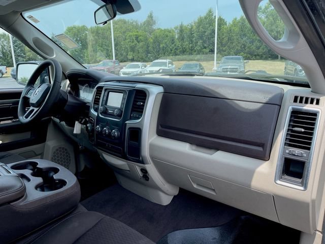 Used 2017 RAM 1500 Classic SLT AWD/4WD image 25