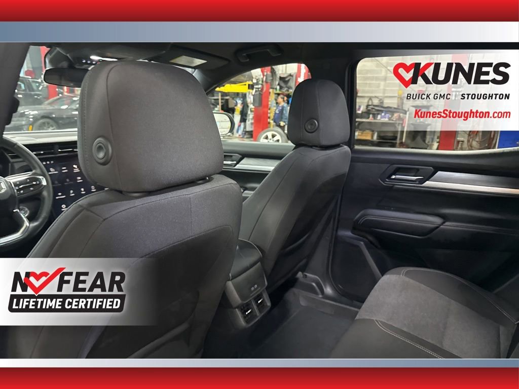 Used 2025 GMC Terrain Elevation image 35