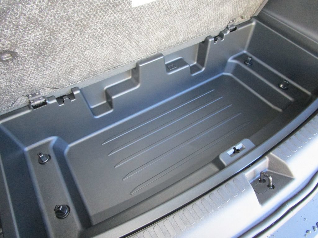 New 2026 GMC Acadia Elevation w/ Elevation Premium Package FWD image 15