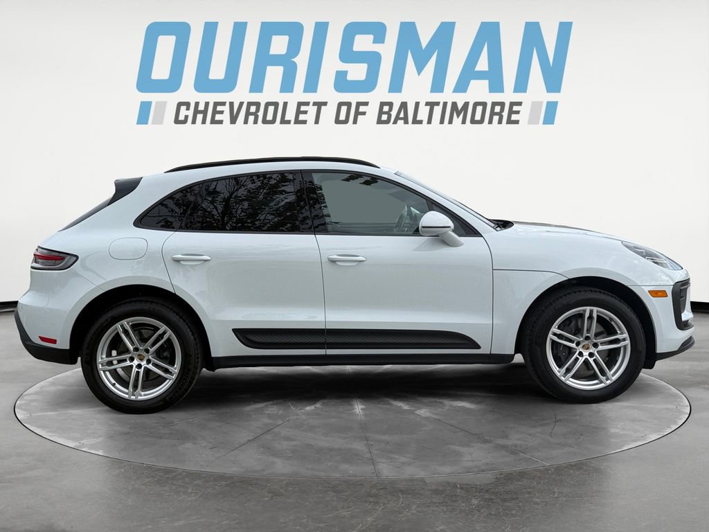 Used 2022 Porsche Macan image 7