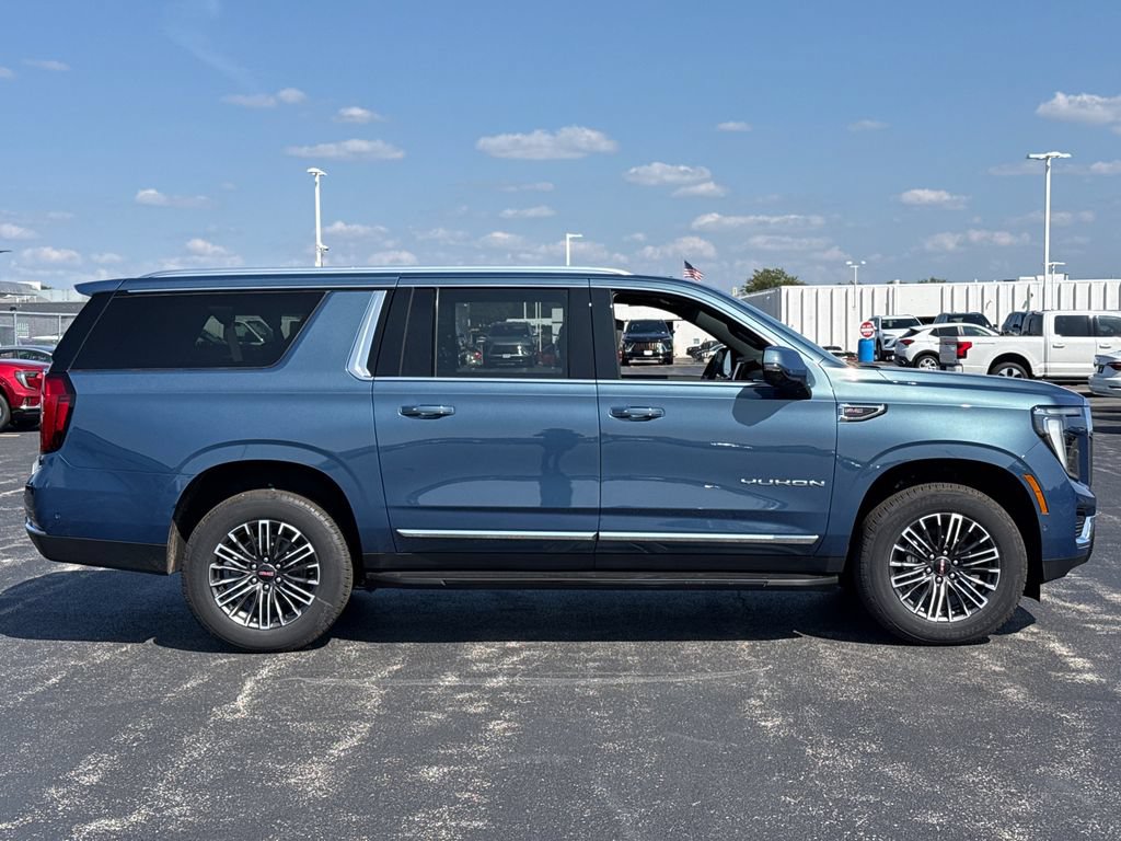 New 2026 GMC Yukon XL Elevation w/ Elevation Premium Package AWD/4WD image 11