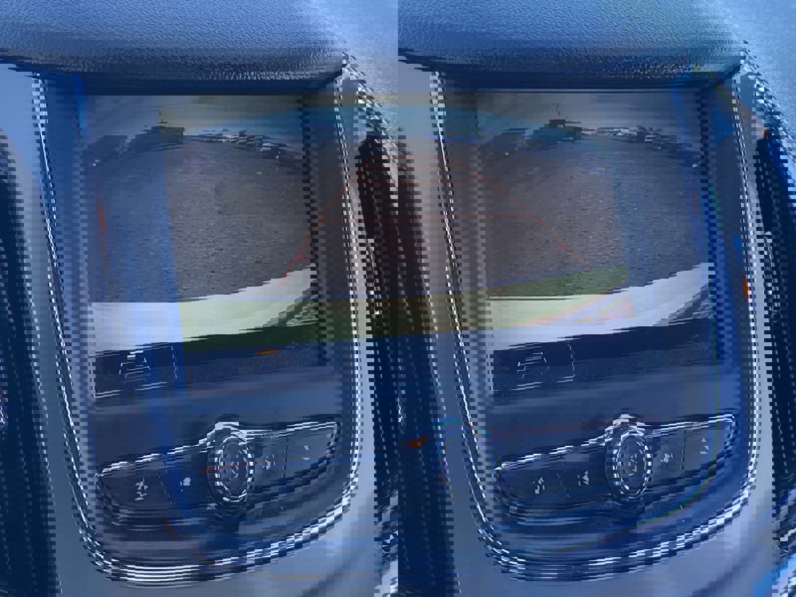 Used 2019 Chevrolet Cruze LT w/ Convenience Package image 28