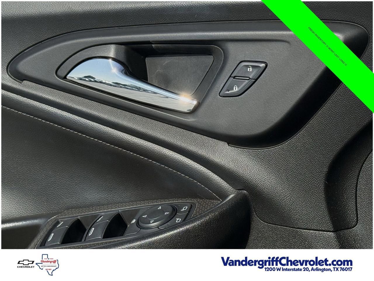Used 2017 Chevrolet Malibu LT w/ Leather Package FWD image 20