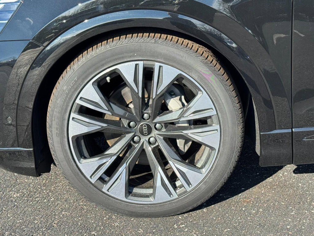 New 2026 Audi Q8 Premium Plus image 4