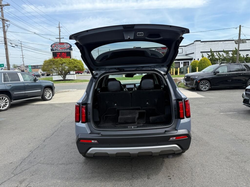 Used 2021 Kia Sorento SX Prestige image 33