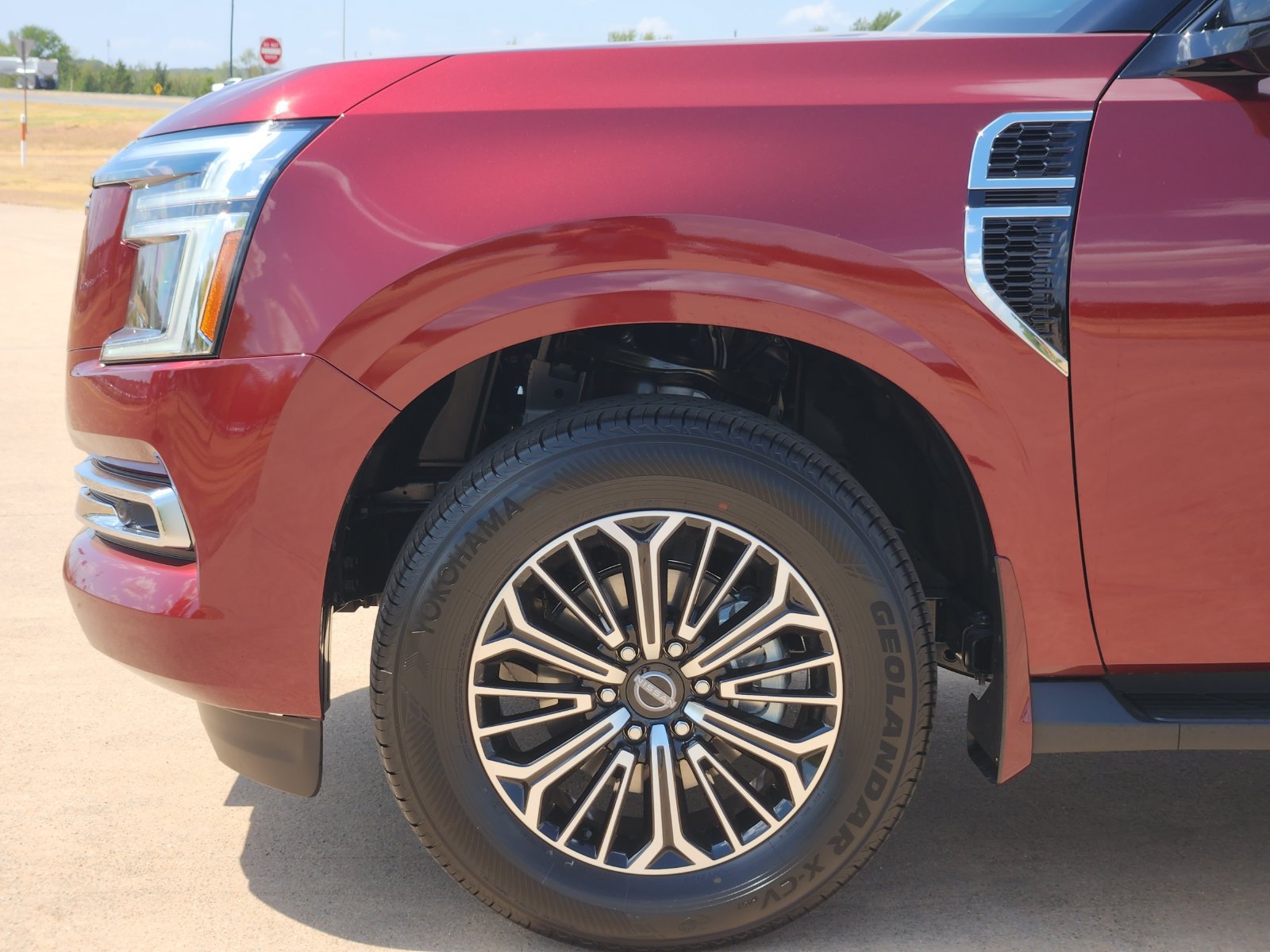 New 2026 Nissan Armada SL AWD/4WD image 10