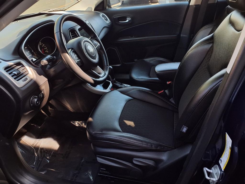 Used 2020 Jeep Compass Latitude AWD/4WD image 16