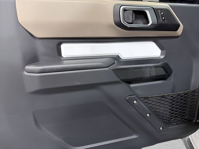 Used 2024 Ford Bronco Big Bend image 9