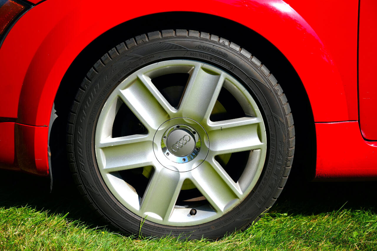 Used 2003 Audi TT 1.8T image 11