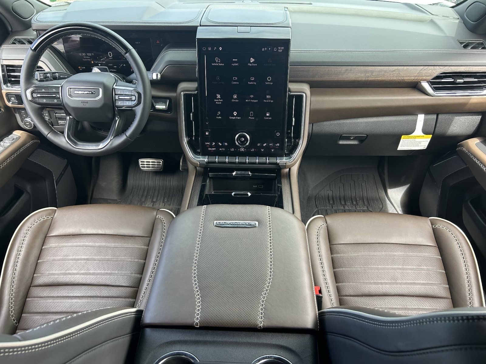 Certified 2026 GMC Yukon Denali Ultimate AWD/4WD image 17
