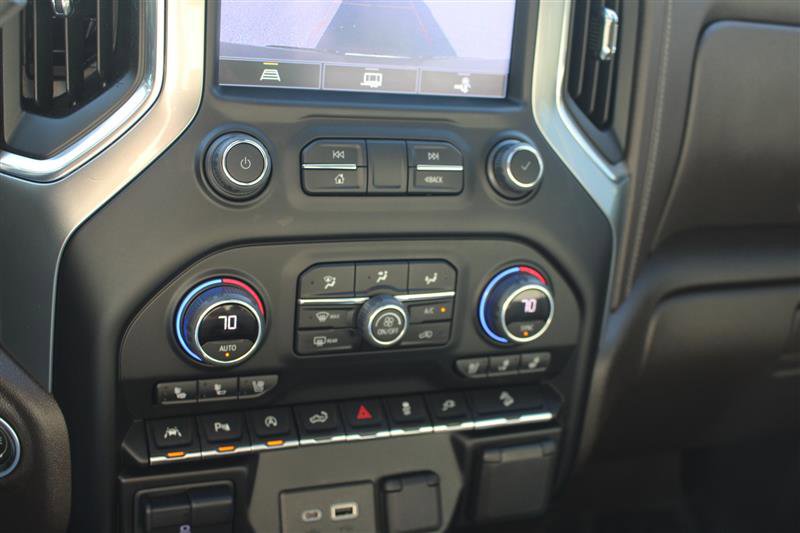 Used 2022 Chevrolet Silverado 1500 LTZ w/ LTZ Premium Package image 18