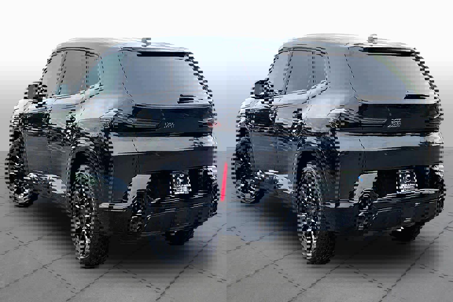 Used 2024 BMW XM AWD/4WD image 11