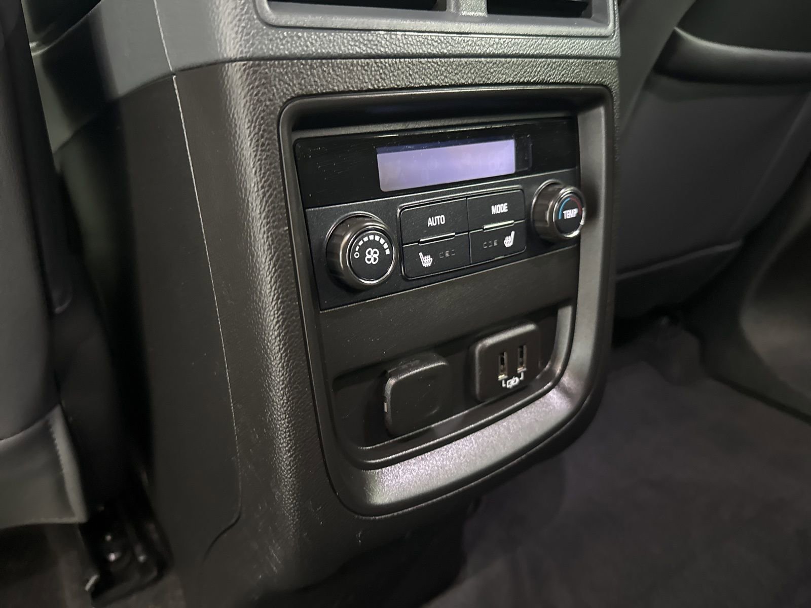 Used 2020 Buick Envision Essence FWD image 15