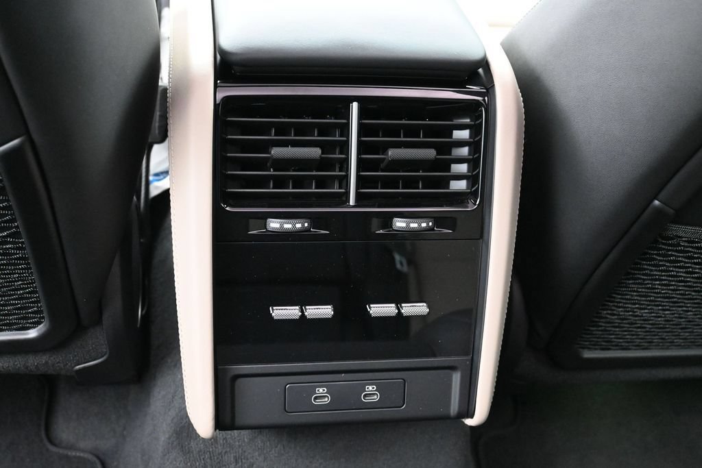 New 2026 Porsche Cayenne Electric AWD/4WD image 12