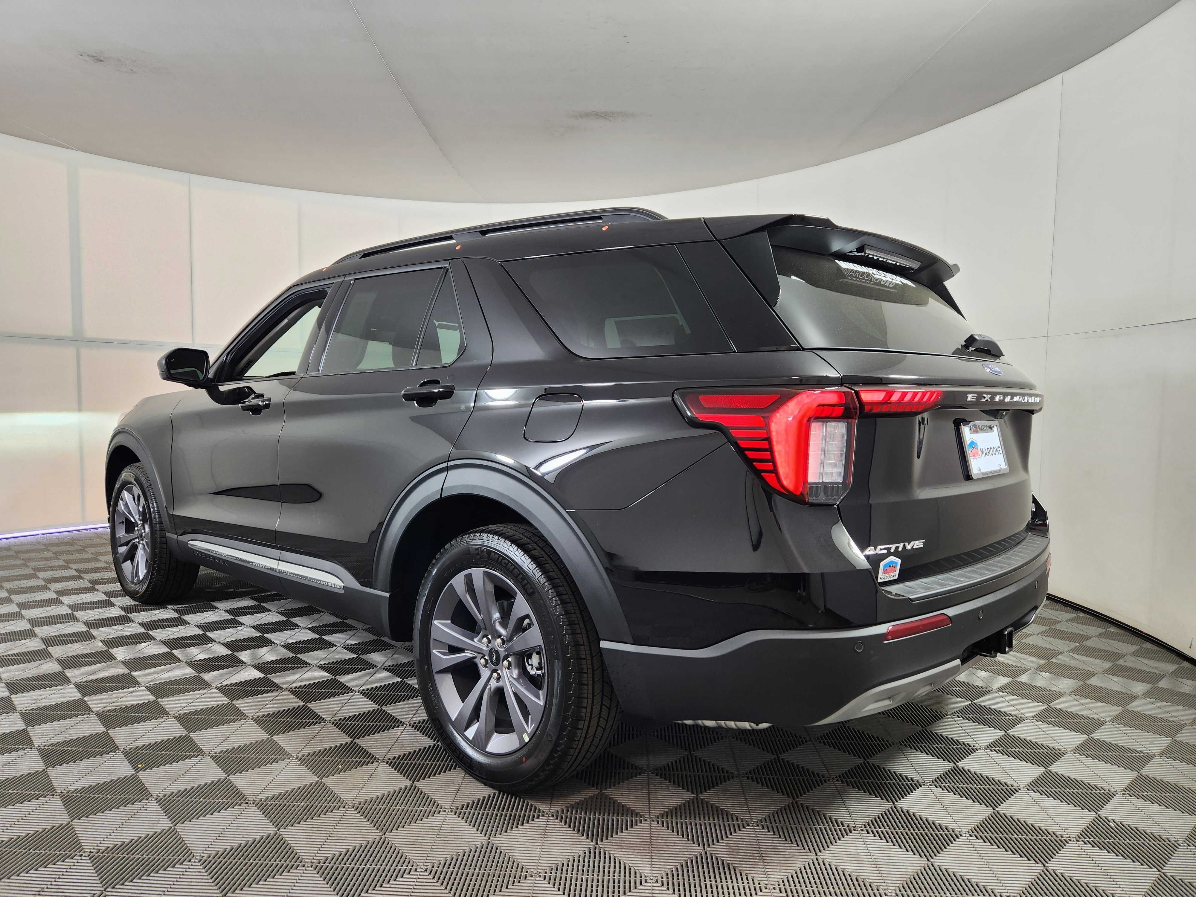 New 2025 Ford Explorer Active w/ Active Comfort Package image 5