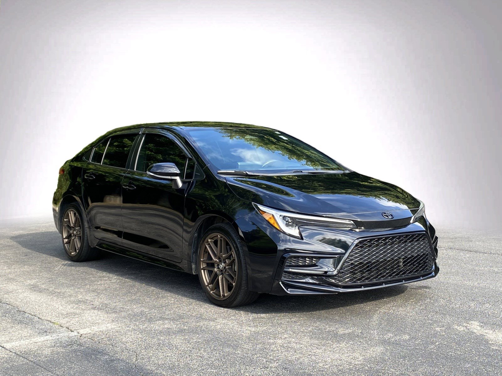 Used 2024 Toyota Corolla Sedan w/ SE Convenience Package FWD video 2