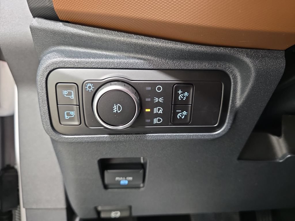 Used 2024 Ford Bronco Outer Banks AWD/4WD image 25