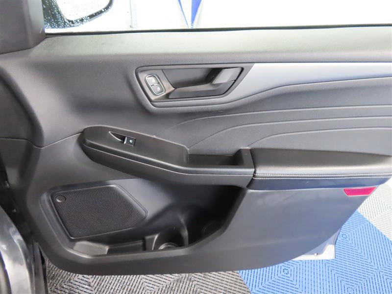 Used 2025 Ford Escape Active AWD/4WD image 34
