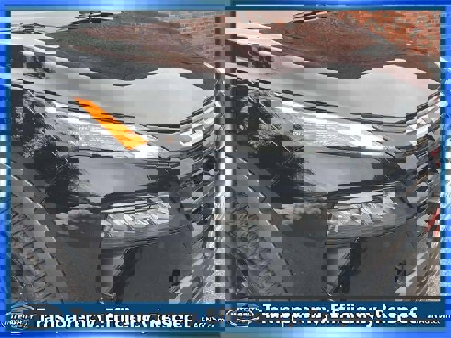 Certified 2025 Nissan Rogue SV image 10