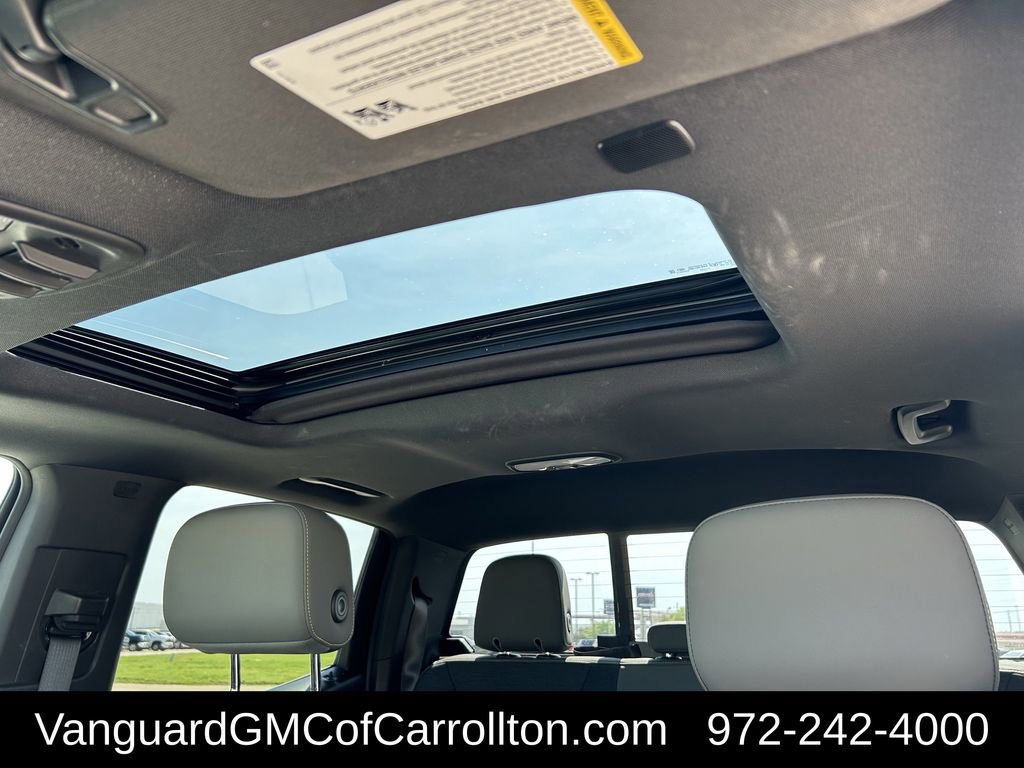 Used 2024 Chevrolet Colorado ZR2 w/ Technology Package image 27