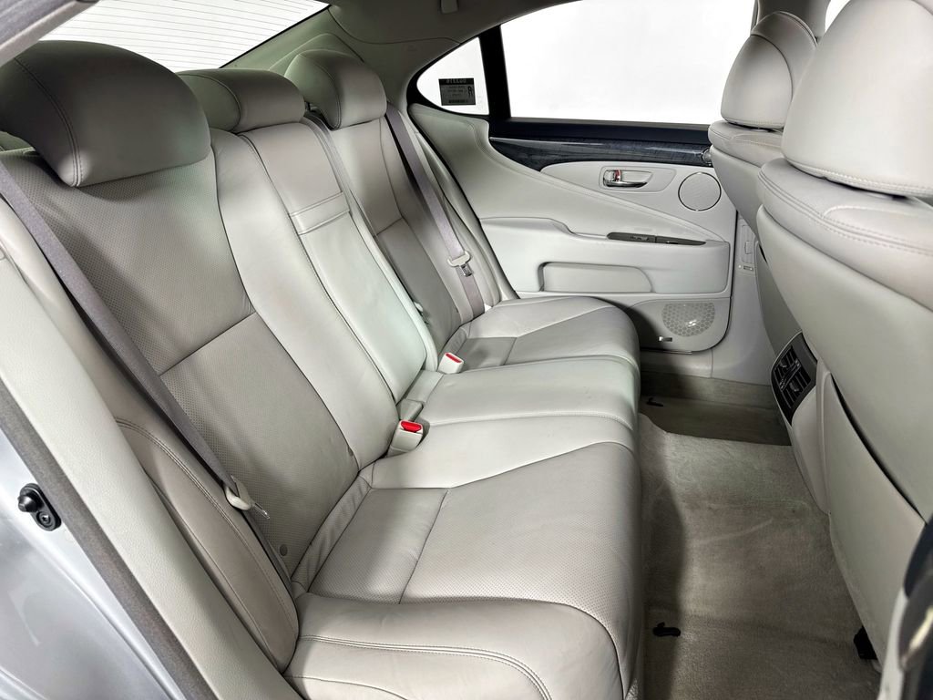 Used 2008 Lexus LS 460 image 31