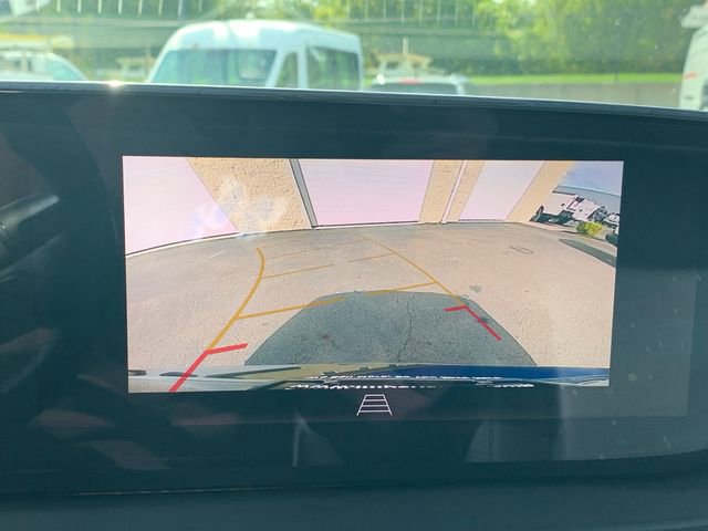 Used 2024 Buick Encore GX Sport Touring image 32