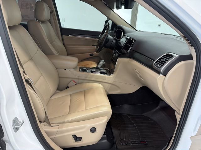 Used 2019 Jeep Grand Cherokee Limited w/ Luxury Group II image 22