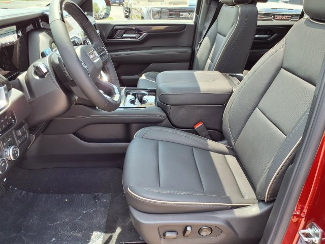 New 2026 GMC Yukon Elevation w/ Elevation Premium Package AWD/4WD image 5