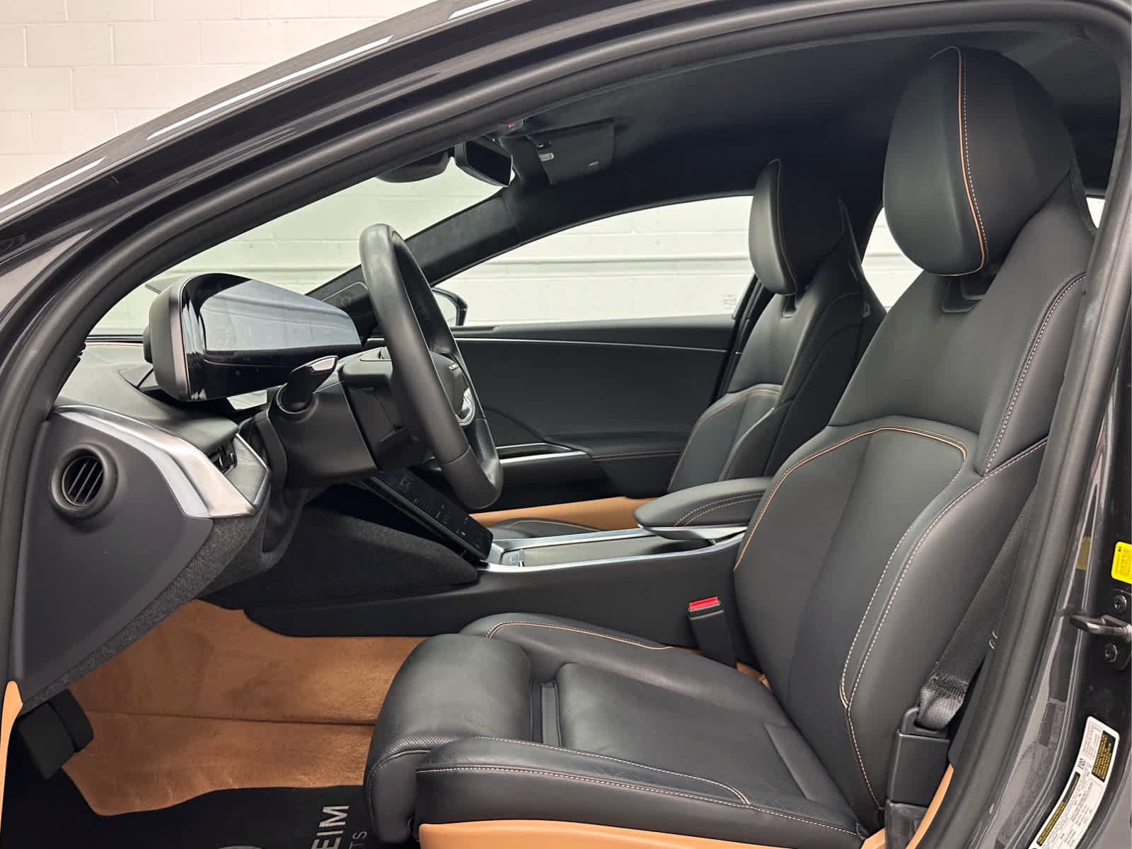 Used 2024 Lucid Air Touring AWD/4WD image 11