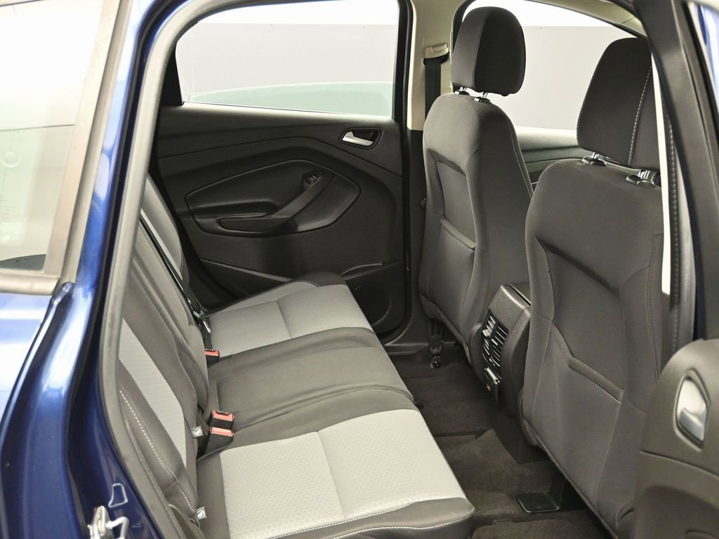 Used 2017 Ford C-MAX SE image 26