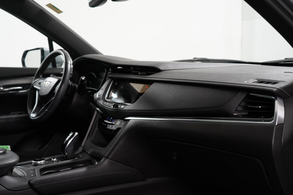 Used 2023 Cadillac XT6 Luxury AWD/4WD image 21