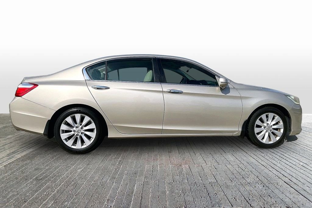 Used 2015 Honda Accord EX-L image 8