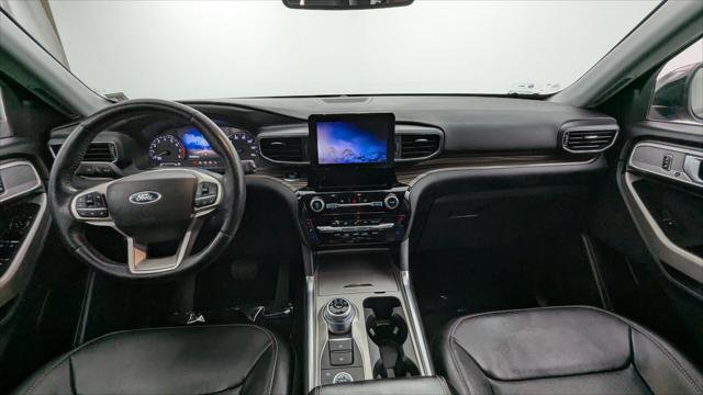 Used 2022 Ford Explorer Limited AWD/4WD image 28