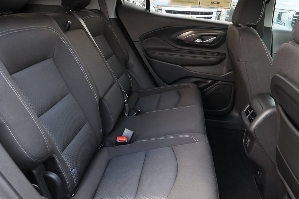 Used 2022 GMC Terrain SLE w/ Driver Convenience Package FWD image 27