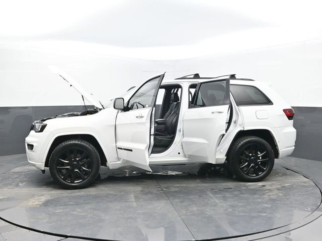 Used 2019 Jeep Grand Cherokee Altitude image 64