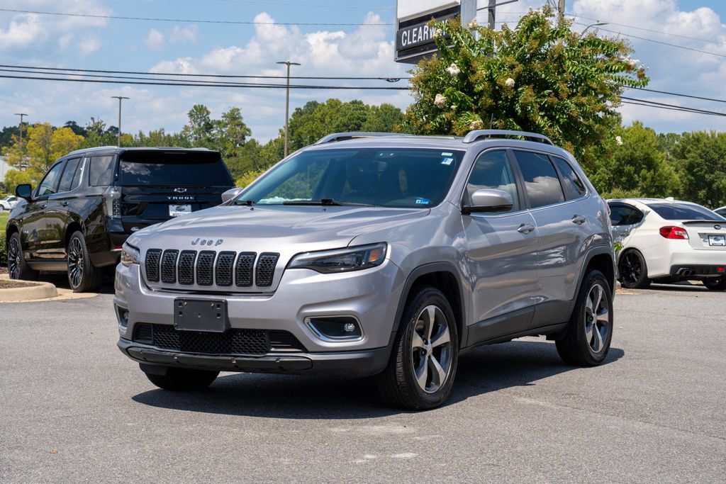 Used 2019 Jeep Cherokee Limited AWD/4WD image 3