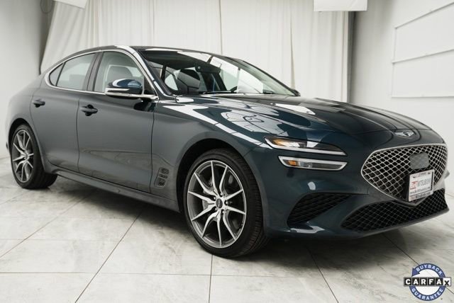 Used 2025 Genesis G70 2.5T image 1