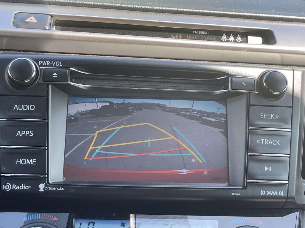 Used 2017 Toyota RAV4 XLE AWD/4WD image 38